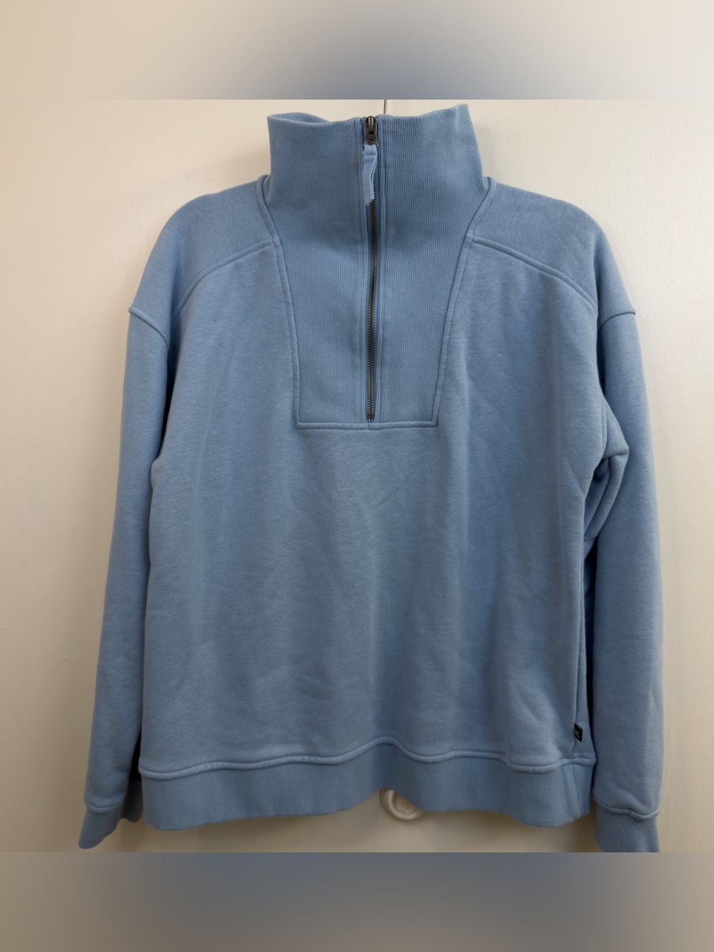 Eddie Bauer Women’s Sky Blue Quarter‑Zip Pullover Size Medium